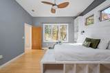 425 Breeze Way - Photo 19