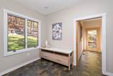 425 Breeze Way - Photo 21