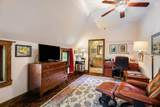 950 Beverley St - Photo 45