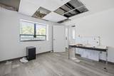 2000 Delphine Ave - Photo 29