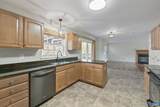 10137 Spring Dr - Photo 15