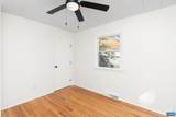 2418 Beverley St - Photo 30