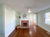 1202 Beverley St - Photo 25