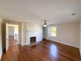 1202 Beverley St - Photo 29