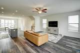 916 Orion Ln - Photo 8