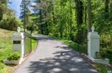 1545 Brook Hill Ln - Photo 2