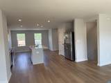 37 Laurin St - Photo 4