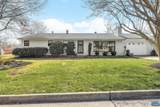 1302 Lester Dr - Photo 2