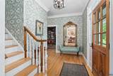 1614 Carriage Dr - Photo 10