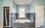 1915 Lake Forest Dr - Photo 20