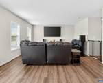 100 Vine St - Photo 11