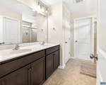 100 Vine St - Photo 16