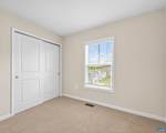 100 Vine St - Photo 21
