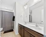 100 Vine St - Photo 24