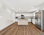 100 Vine St - Photo 8