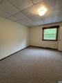 1127 Round Hill Dr - Photo 10