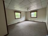 1127 Round Hill Dr - Photo 11
