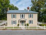 727 Main St - Photo 1