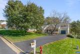 1081 Wintergreen Ln - Photo 2