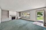 1064 Wintergreen Ln - Photo 6