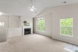 1055 Weybridge Ct - Photo 4