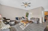 2323 Kendall Ln - Photo 13
