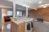 1800 Jefferson Park Ave - Photo 20