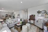 180 Windsor Dr - Photo 14