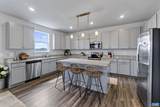 180 Windsor Dr - Photo 16