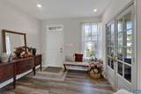 180 Windsor Dr - Photo 9