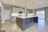 9800 Thoroughbred Road - Photo 16