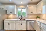 8579 Maidstone Rd - Photo 18