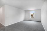 1084 Winter Pl - Photo 18