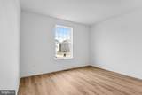 1079 Winter Pl - Photo 9