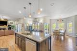 1729 Lake Forest Dr - Photo 46