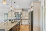 1729 Lake Forest Dr - Photo 48