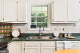 319 Fox Hunters Ln - Photo 28