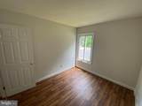 111 Berry St - Photo 11