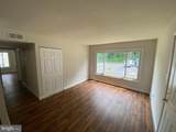 111 Berry St - Photo 3