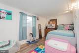 411 Fourth St - Photo 20