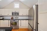 560 Richmond Rd - Photo 17