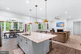 8627 Fleetwood Dr - Photo 9