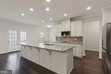 5800 Spruce Valley Dr - Photo 25