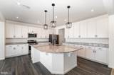 10407 Spotswood Dr - Photo 16