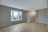 322 Clay St - Photo 2