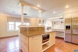 843 Campbell Rd - Photo 14