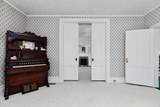 1004 Beverley St - Photo 27