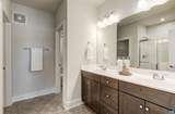 915 Salamander St - Photo 29