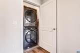 915 Salamander St - Photo 36