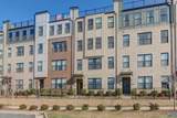 915 Salamander St - Photo 41